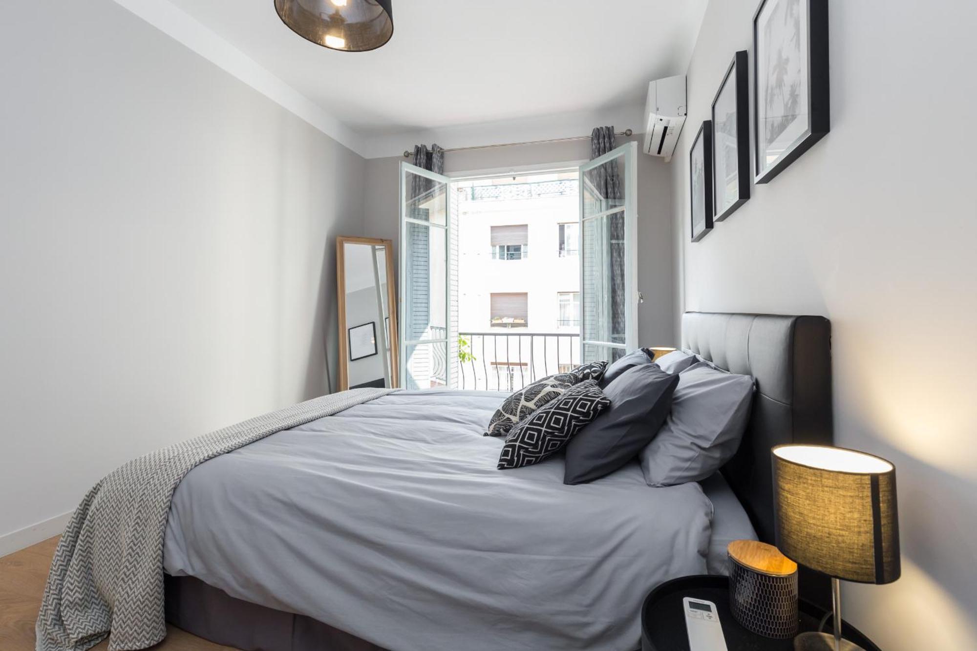 Ultra Central Large 2 Bdr Near Massena Square Nice Exterior photo