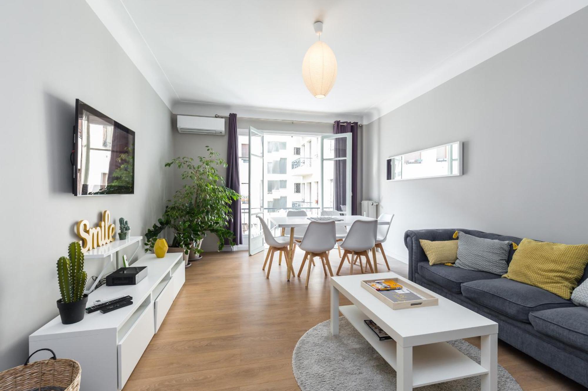Ultra Central Large 2 Bdr Near Massena Square Nice Exterior photo