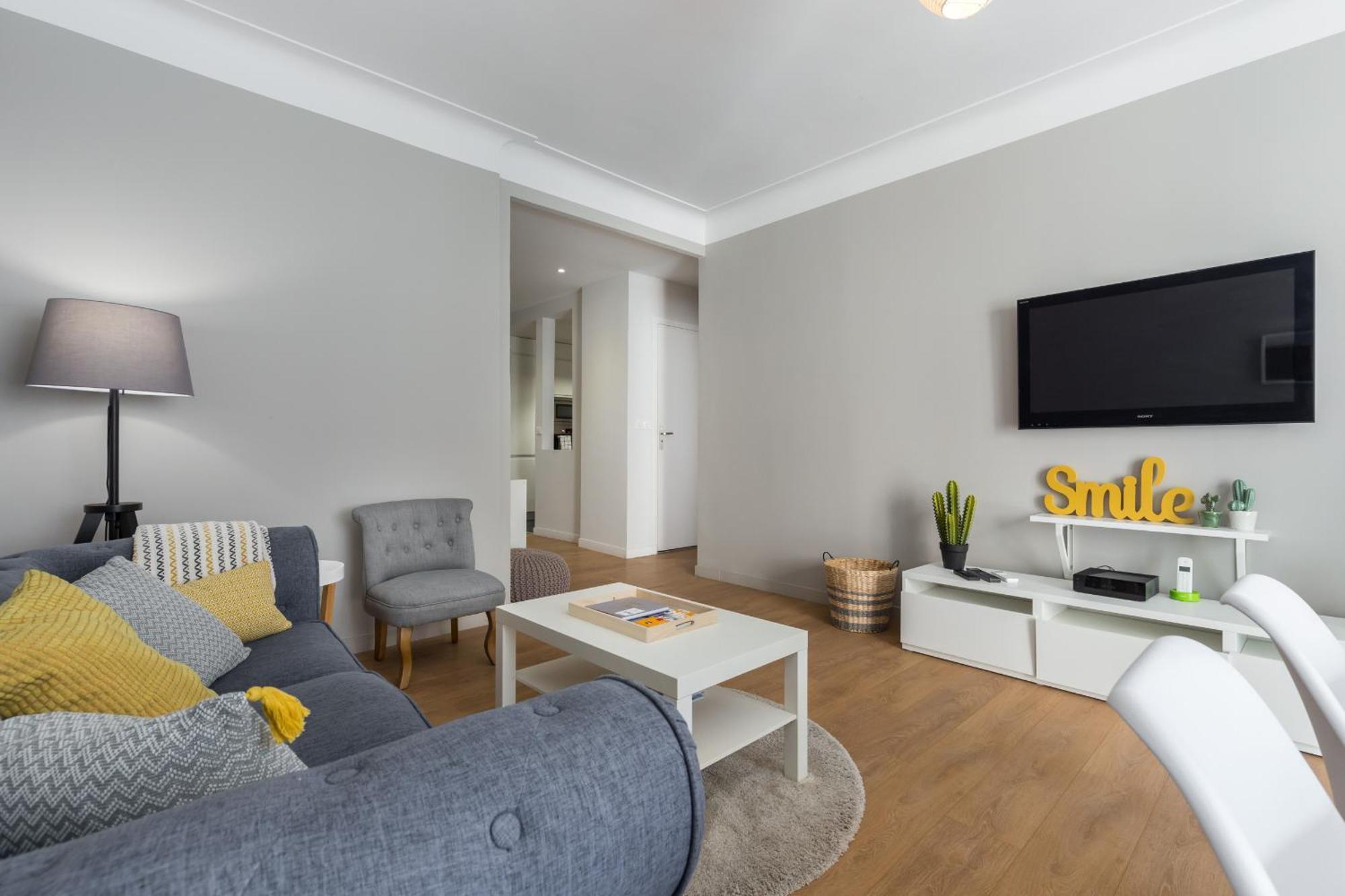 Ultra Central Large 2 Bdr Near Massena Square Nice Exterior photo